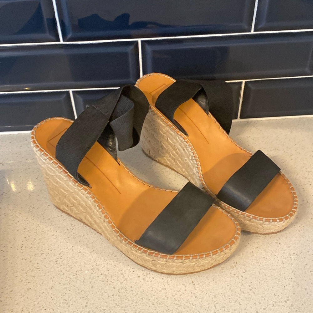 Dolce Vita Pavlin black leather wedges Size 8.5